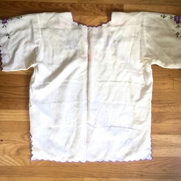 True Vintage Embroidered Mexican Blouse - Picture 4 of 4